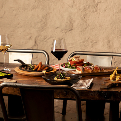 Tapas and local specialties by Le Bouchon gastrobar at the Hotel Mercer Barcelona