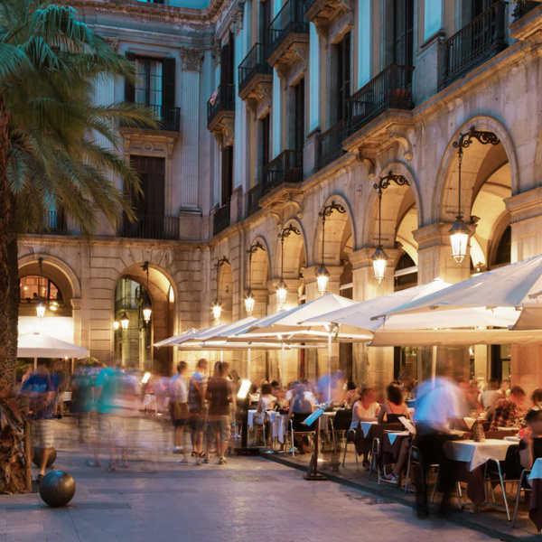 Tapas tour in Barcelona around the Gothic Quarter and Born district 
